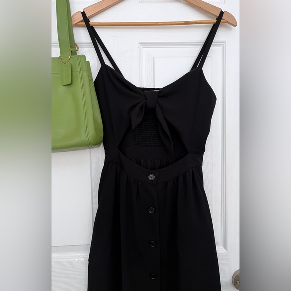 🖤 Aritzia Wilfred Black Adelia Tie Front Dress, Size 0 - Picture 4 of 10